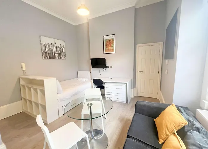 Beautiful - Whiteladies Road Bristol